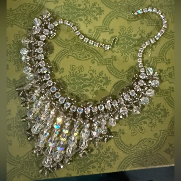 The MOST AMAZING piece of Vintage costume Jewelry ever. - Picture 2 of 15